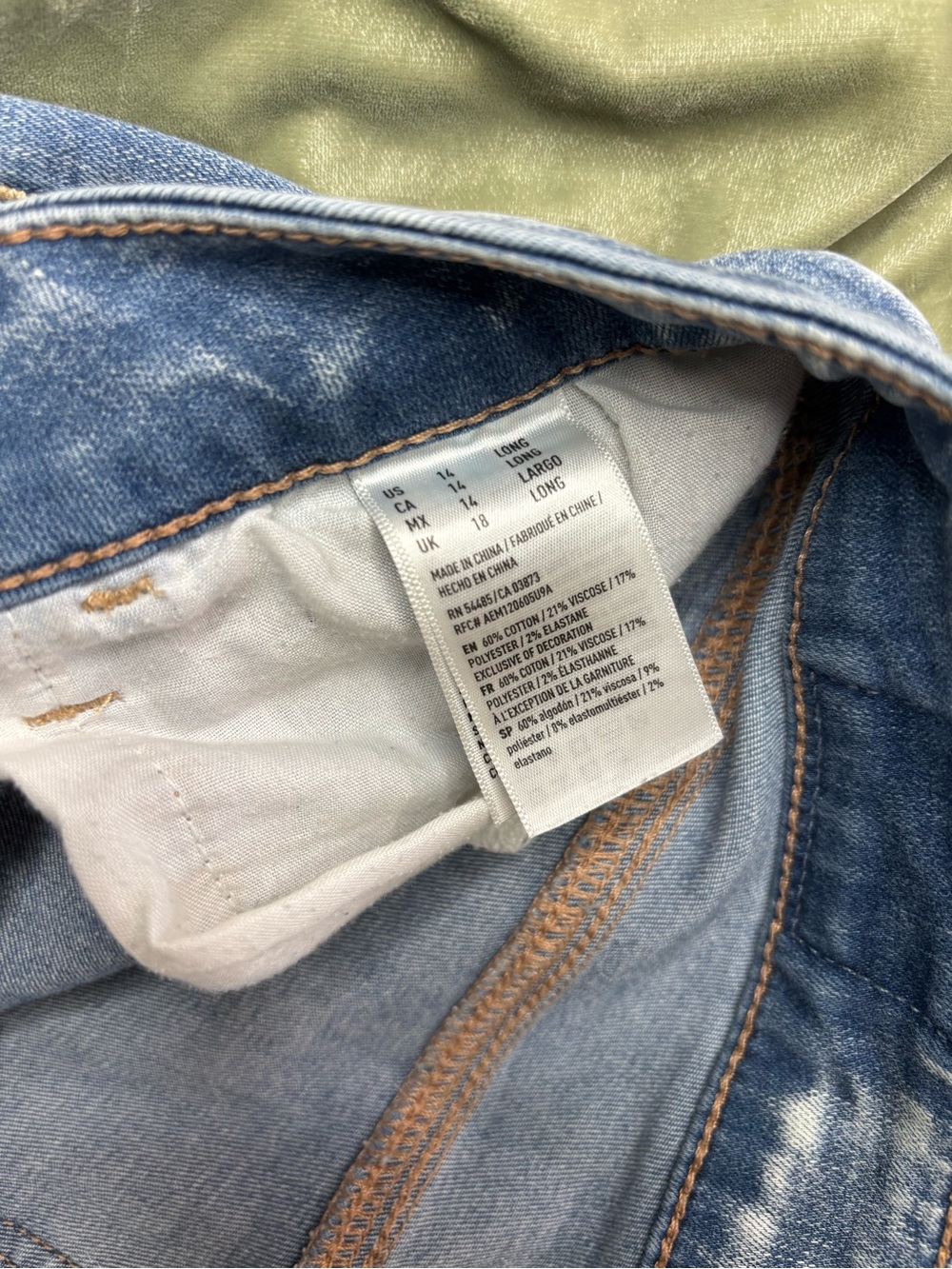 American Eagle distressed jegging - Picture 8 of 13